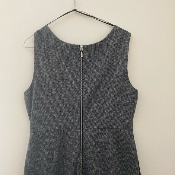 Ricki’s dress.. - Picture 4 of 5